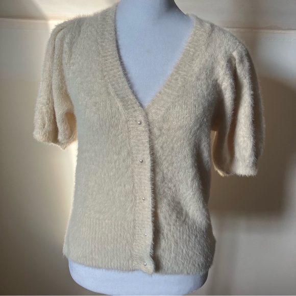 ASTR the Label Alba Puff Sleeve Cardigan w/ Faux Pearl Buttons size Medium - Picture 3 of 9